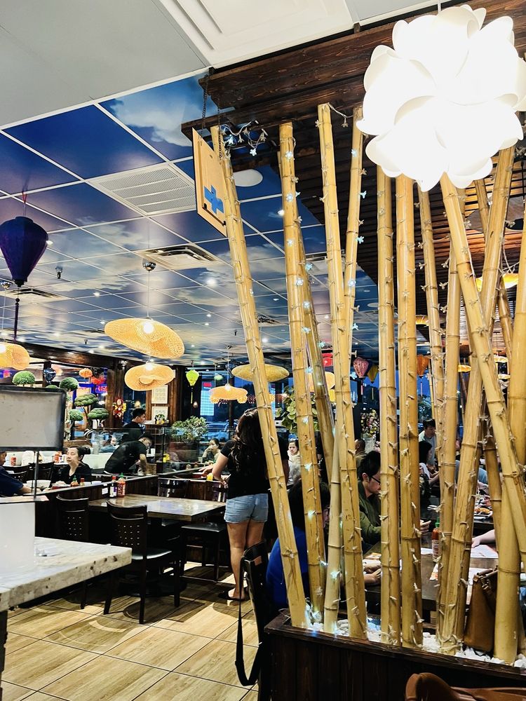 Dakao Restaurant and Bar