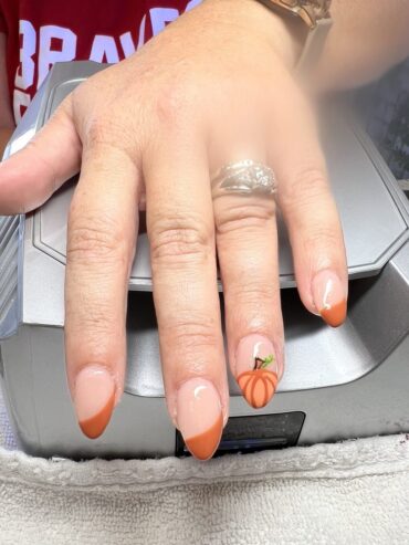 Moon Nails & Spa