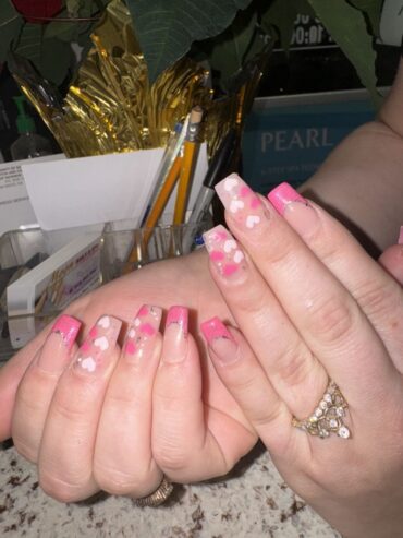 Moon Nails & Spa
