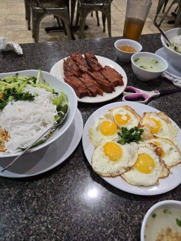 Com Tam Dao Vien