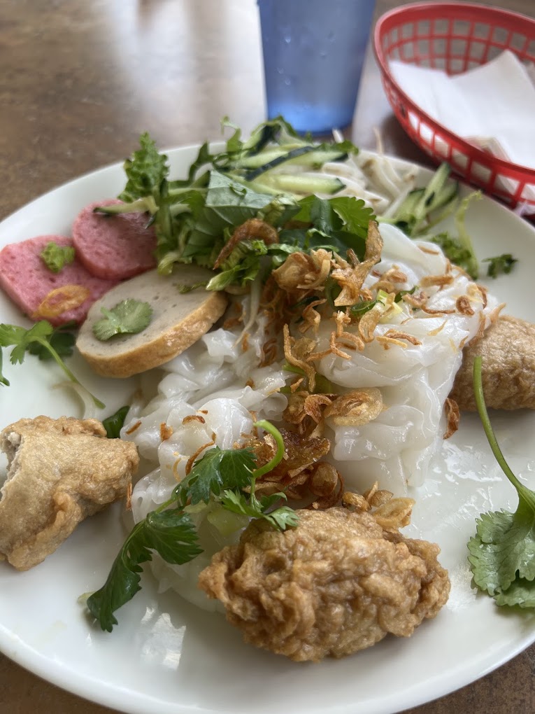 Phuong Nga (Bánh cuốn)