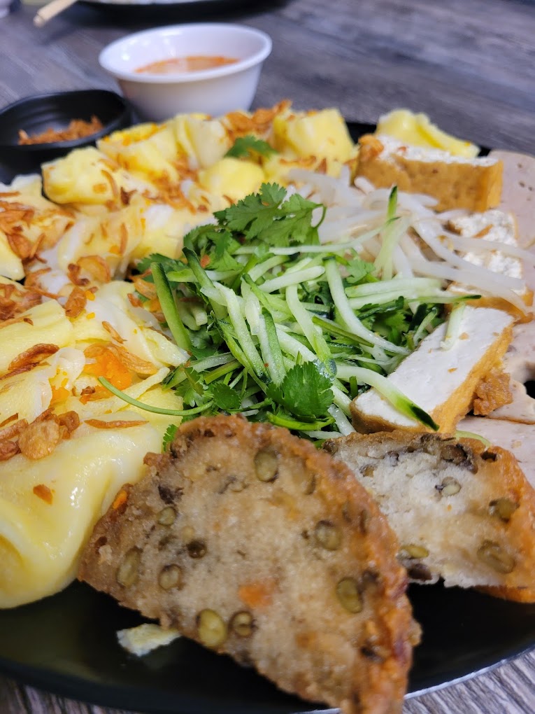 Thien Huong (Bánh cuốn)